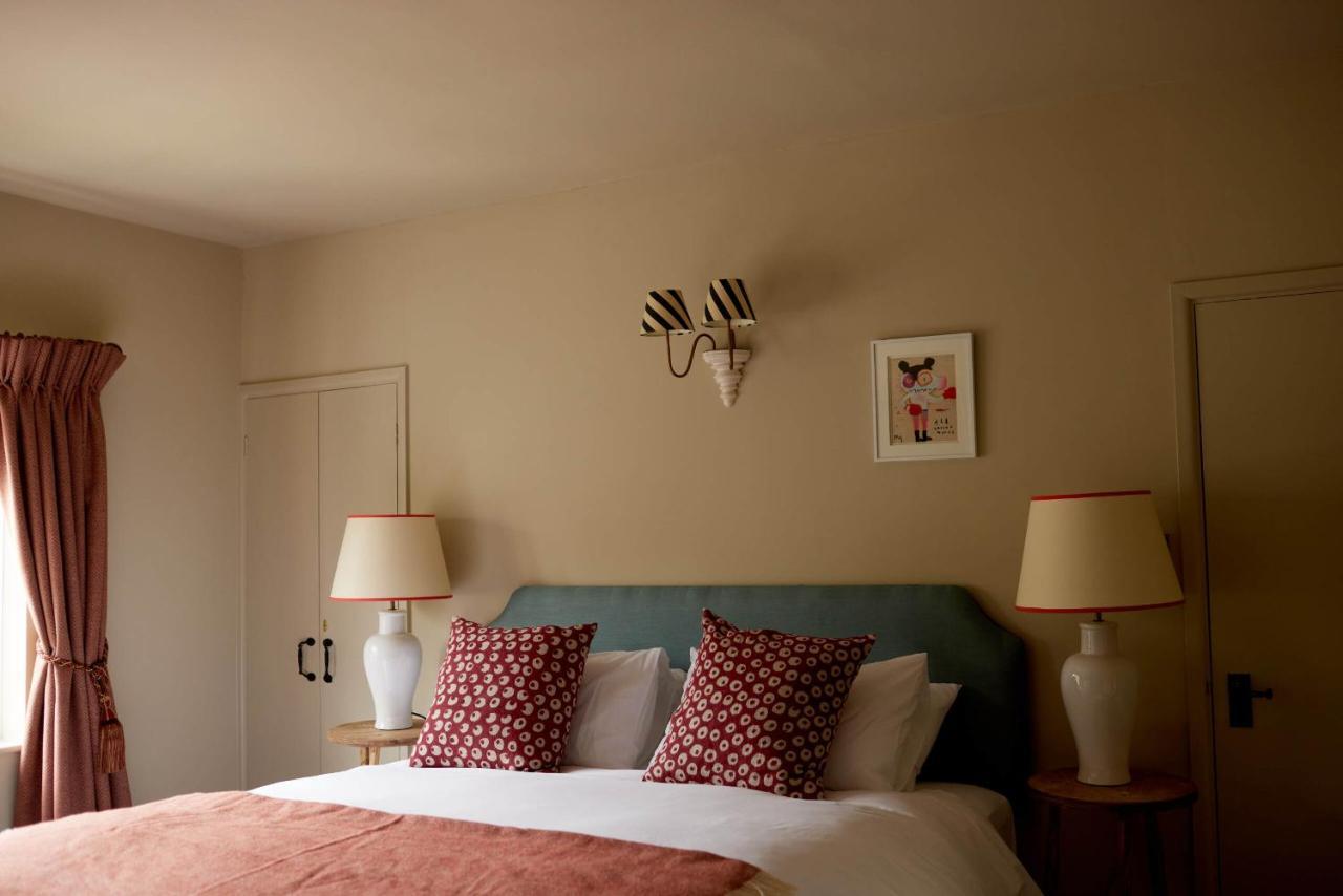 The Queen'S Head Broad Chalke Екстер'єр фото