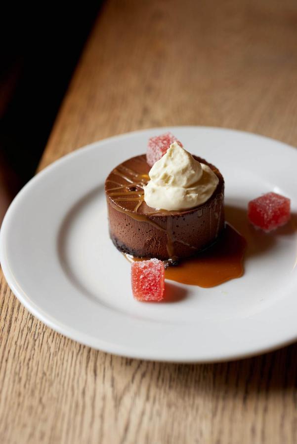 The Queen'S Head Broad Chalke Екстер'єр фото