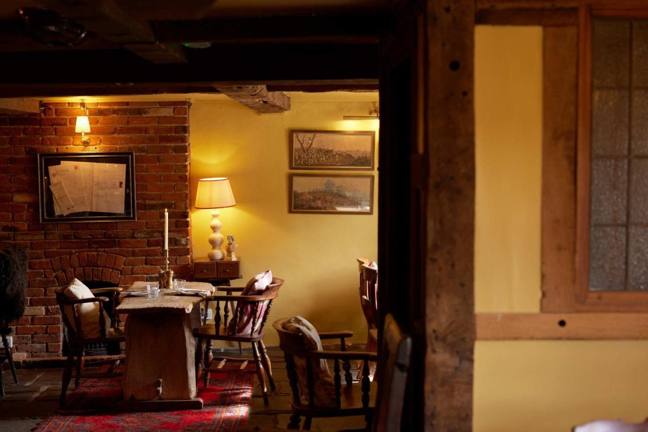 The Queen'S Head Broad Chalke Екстер'єр фото